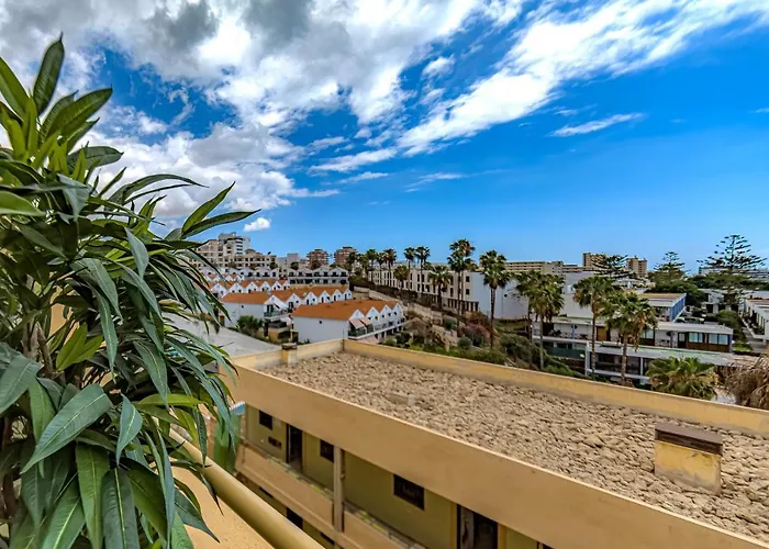 Newly Reformed With Sea View And Pool, Near The Beach, In Playa De Americas Playa de las Américas