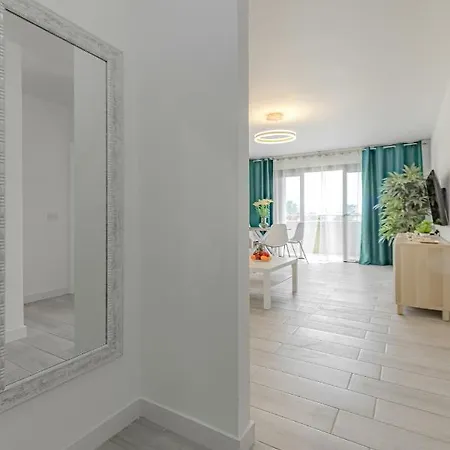 Newly Reformed With Sea View And Pool, Near The Beach, In Playa De Americas * Πλάγια ντε λας Αμέρικας