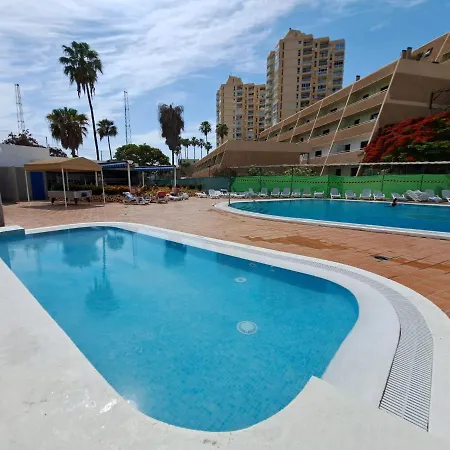Newly Reformed With Sea View And Pool, Near The Beach, In Playa De Americas Apartment *