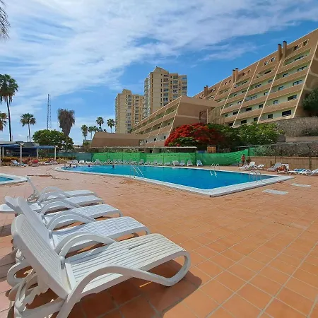 Apartamento Newly Reformed With Sea View And Pool, Near The Beach, In Playa De Americas *