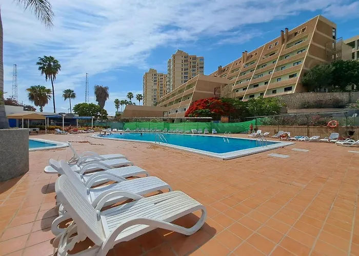 Apartman Newly Reformed With Sea View And Pool, Near The Beach, In Playa De Americas *