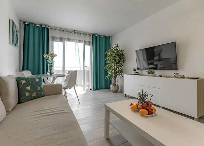 Newly Reformed With Sea View And Pool, Near The Beach, In Playa De Americas * Playa de las Américas
