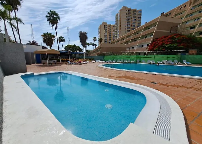 Newly Reformed With Sea View And Pool, Near The Beach, In Playa De Americas Apartment *